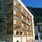 Haus Haus Cristal By Interhome لوكباد