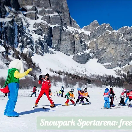 Haus Haus Cristal By Interhome Lägenhet